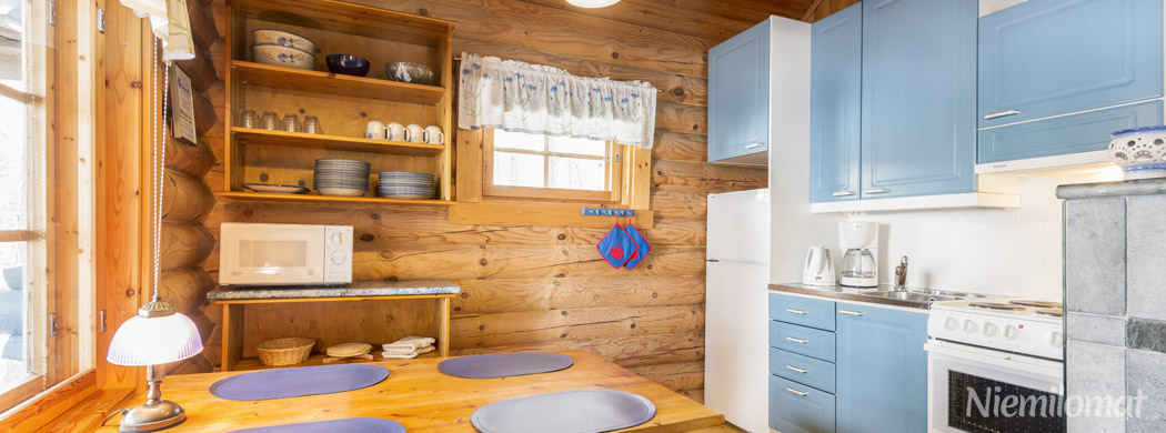 Ullan pirtti timber log cottage